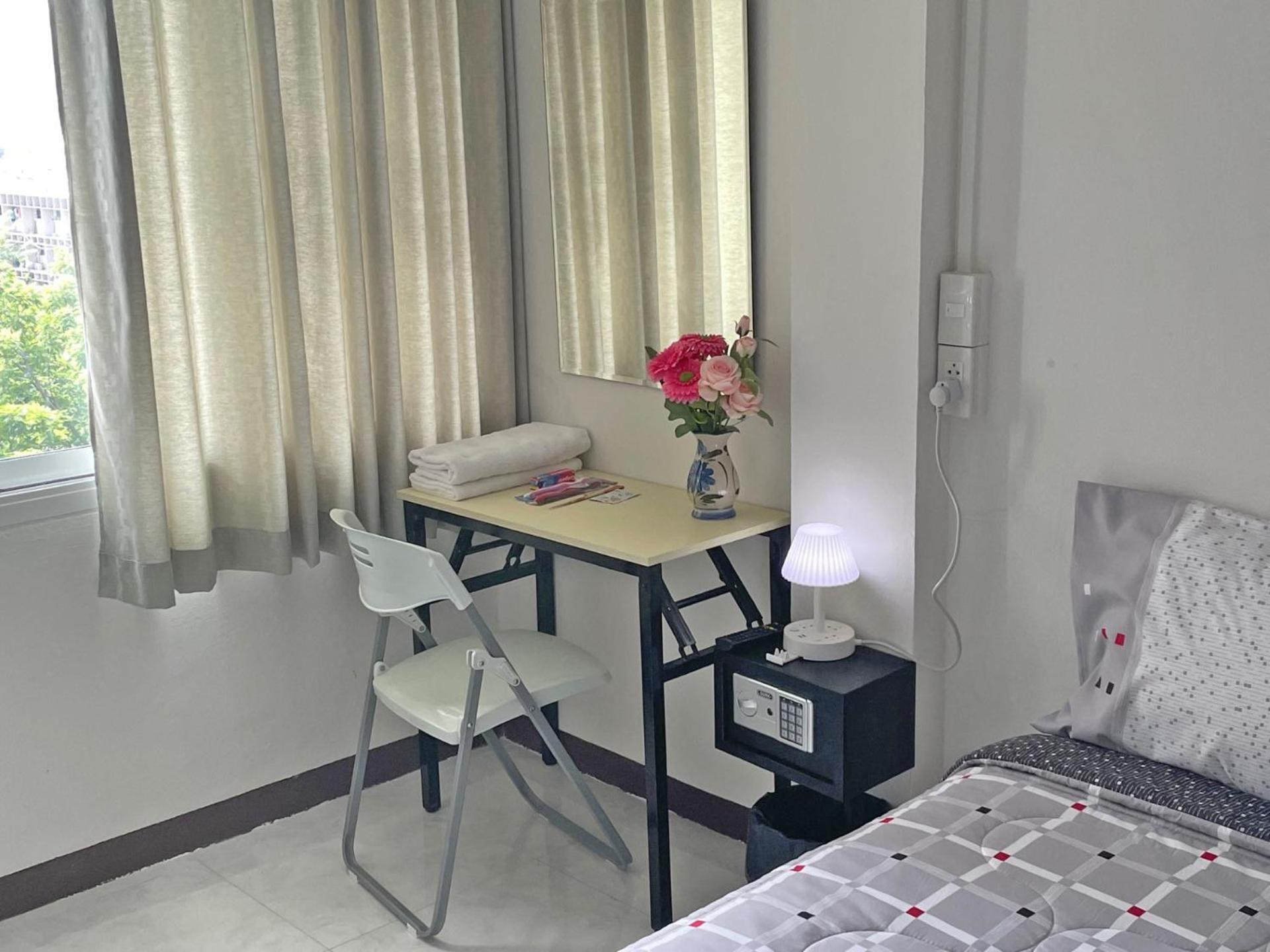 Apartment A4 Dindaeng Bangkok Exterior photo